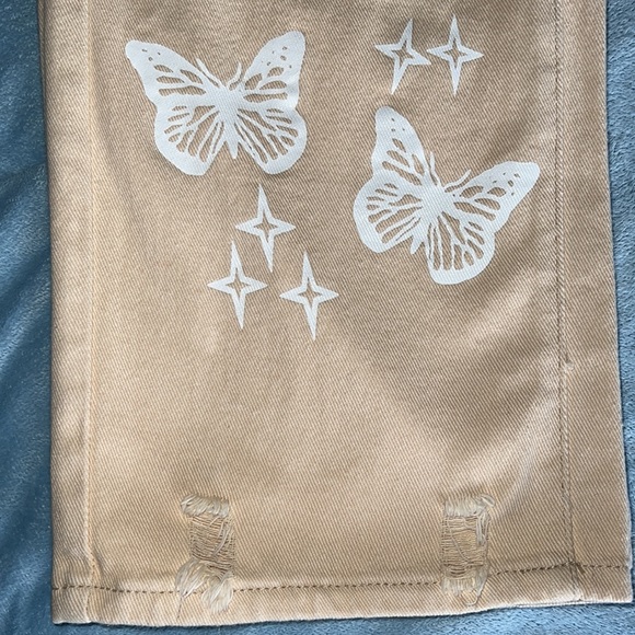 Bleach Wash Ripped Detail Butterfly khaki Jeans - Picture 12 of 13